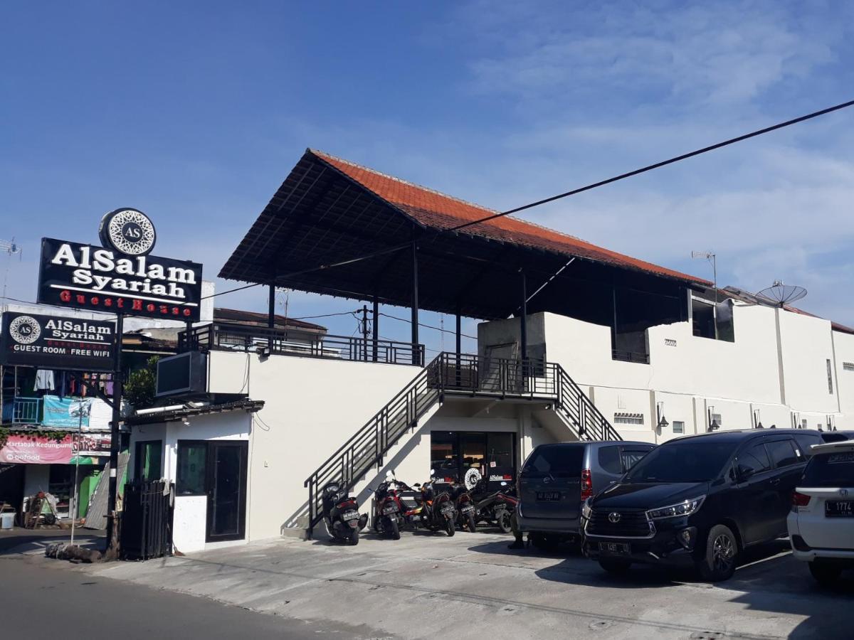 Alsalam Syariah Guesthouse Solo Extérieur photo