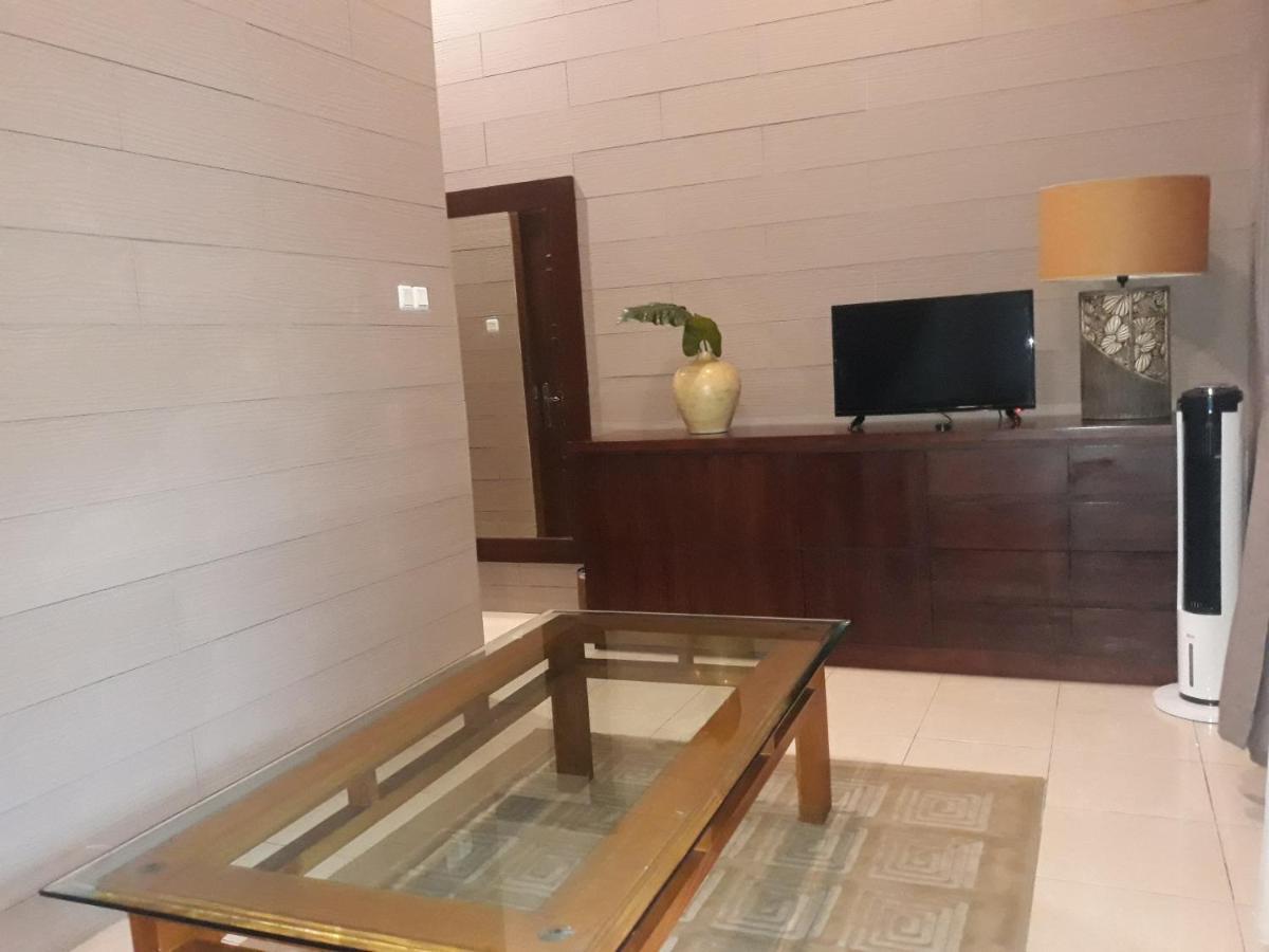 Alsalam Syariah Guesthouse Solo Extérieur photo