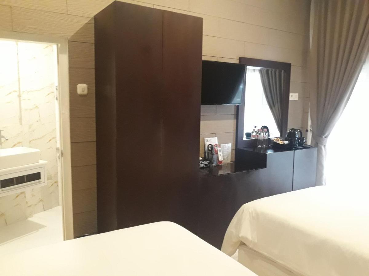 Alsalam Syariah Guesthouse Solo Extérieur photo