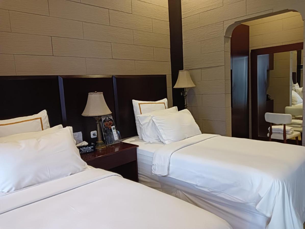 Alsalam Syariah Guesthouse Solo Extérieur photo
