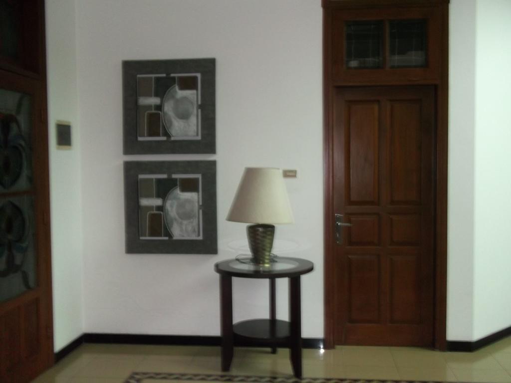 Alsalam Syariah Guesthouse Solo Extérieur photo