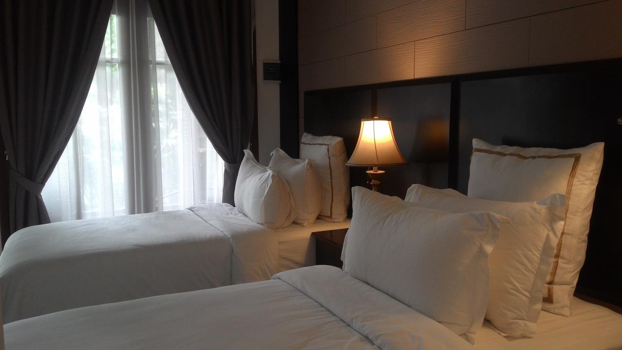 Alsalam Syariah Guesthouse Solo Extérieur photo